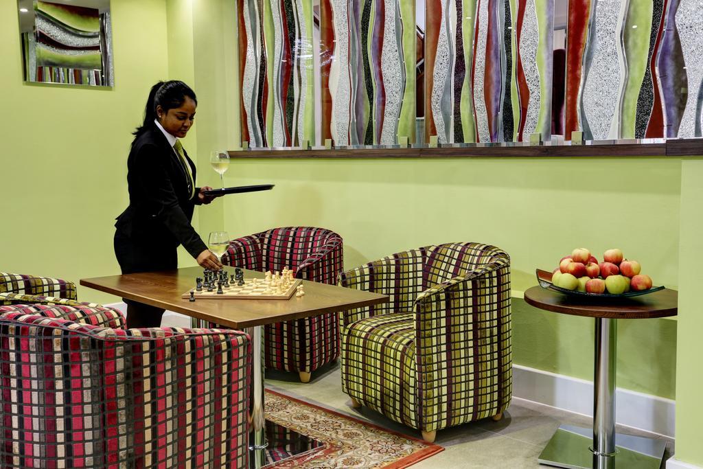 Frensham Pond Country House Hotel & Spa Farnham  Bagian luar foto