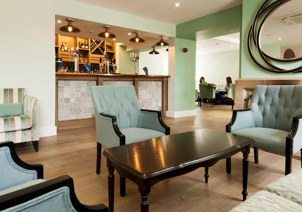 Frensham Pond Country House Hotel & Spa Farnham  Bagian luar foto