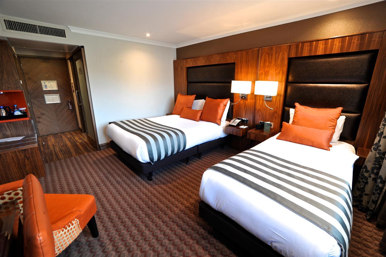 Frensham Pond Country House Hotel & Spa Farnham  Bagian luar foto
