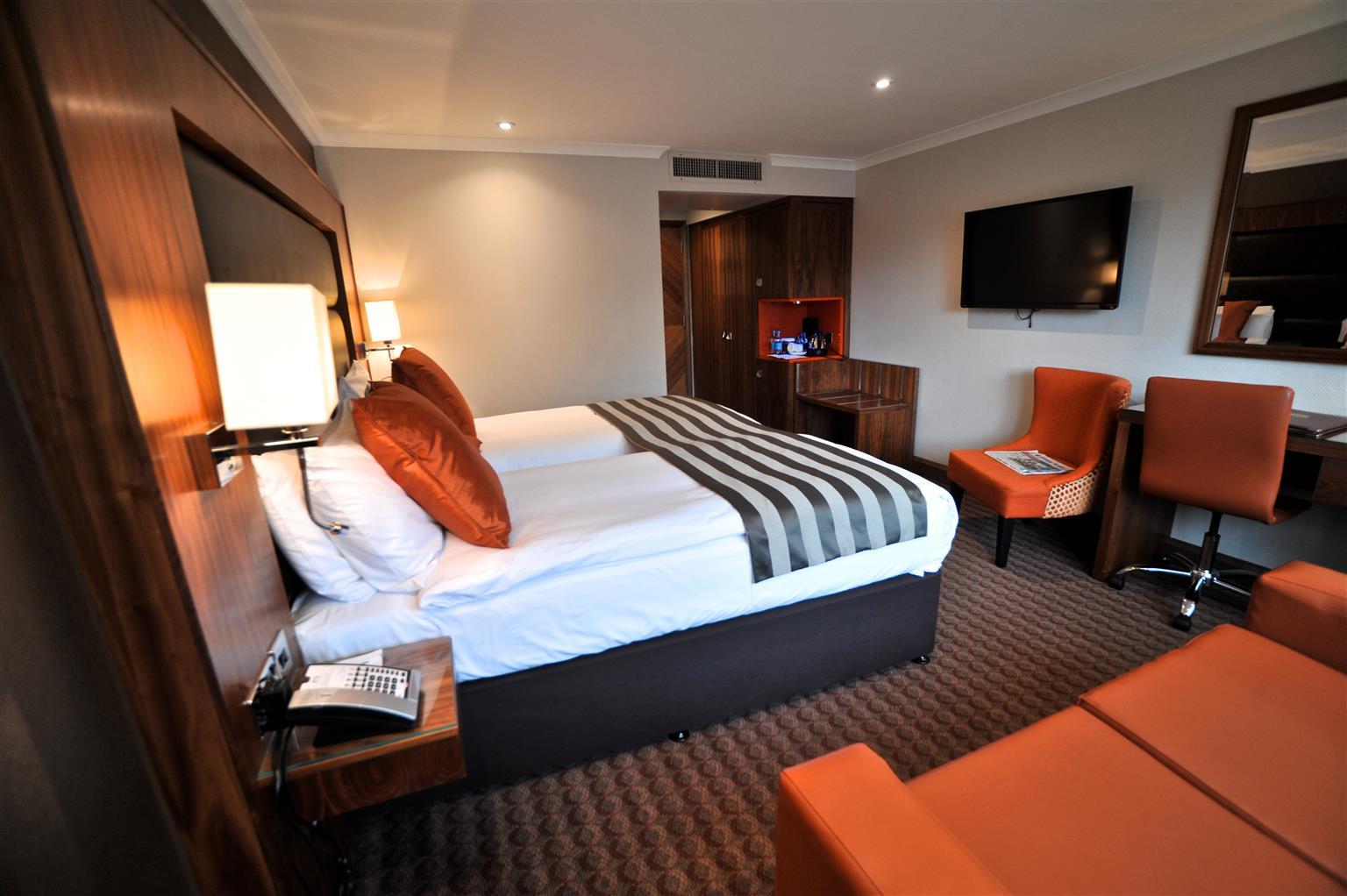 Frensham Pond Country House Hotel & Spa Farnham  Bagian luar foto